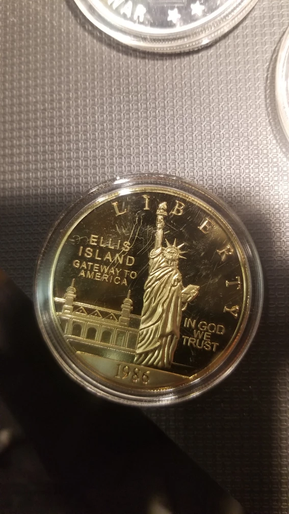 1986 Ellis Island Gold Plated Commemorative Coin - photo 4