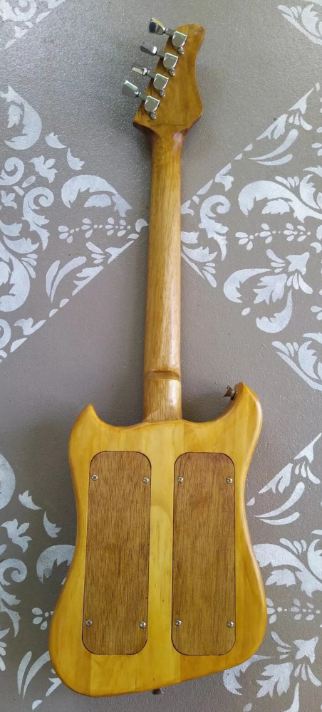 Electric Baritone Ukulele - photo 2