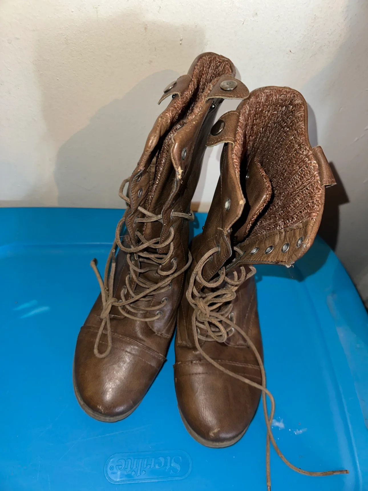 Boots thumbnail