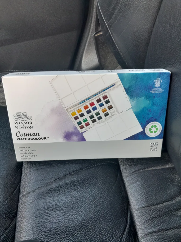 Winsor & Newton Cotman Watercolour 25pc Travel Set image indicator(2)
