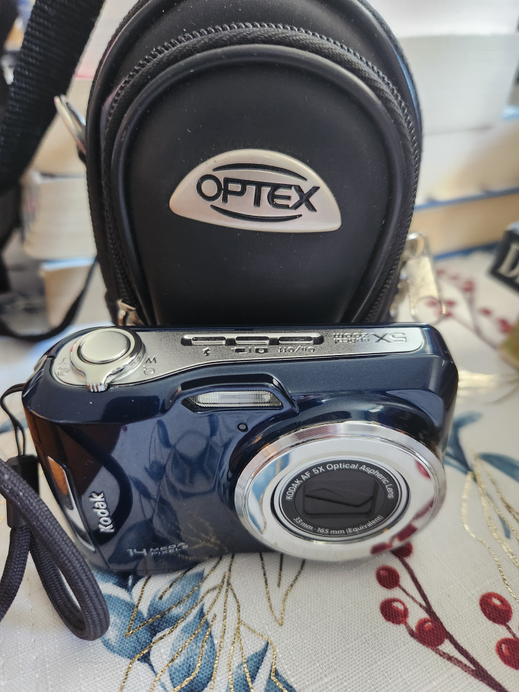 Kodak Digital Camera with Case