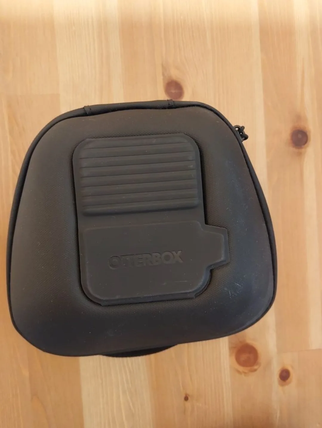 OtterBox Xbox Controller Carrying Case image indicator(5)