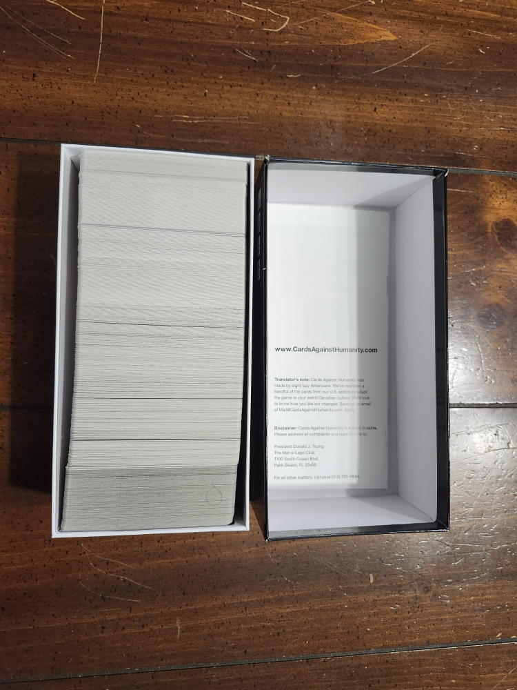 Cards Against Humanity - Canadian Edition - photo 3