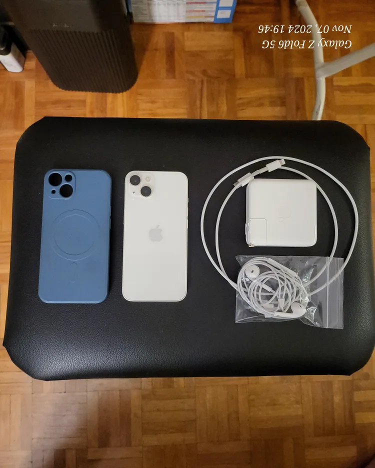 Iphone 13  ,White , 128Gb, unlocked  (***READ ADS***) image indicator(3)