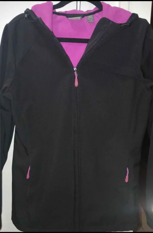 Women's New Balance Jacket Size M thumbnail