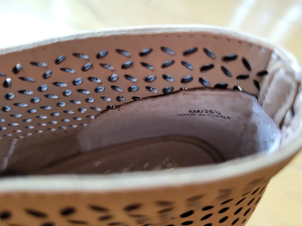 ❣️ New Vince Camuto Ankle Boots Tan Leather Peep Toe Size 6 image indicator(10)