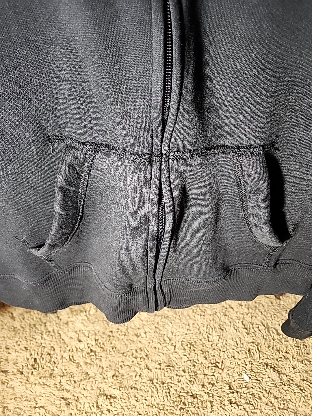 HOLLISTER Embroidered Black Fleece - size Lg - photo 4