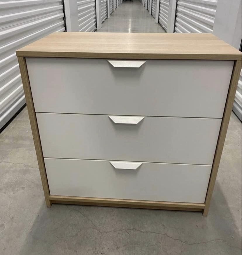 Can deliver—Ikea Askvoll dresser - photo 2