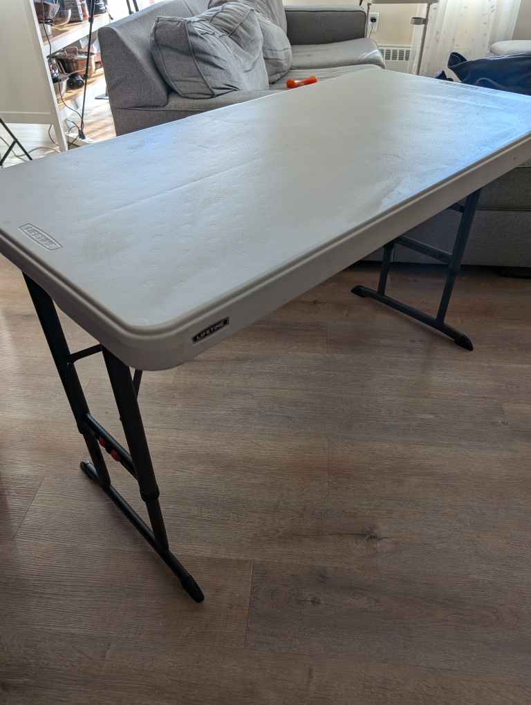 4 ft Folding Table - photo 2
