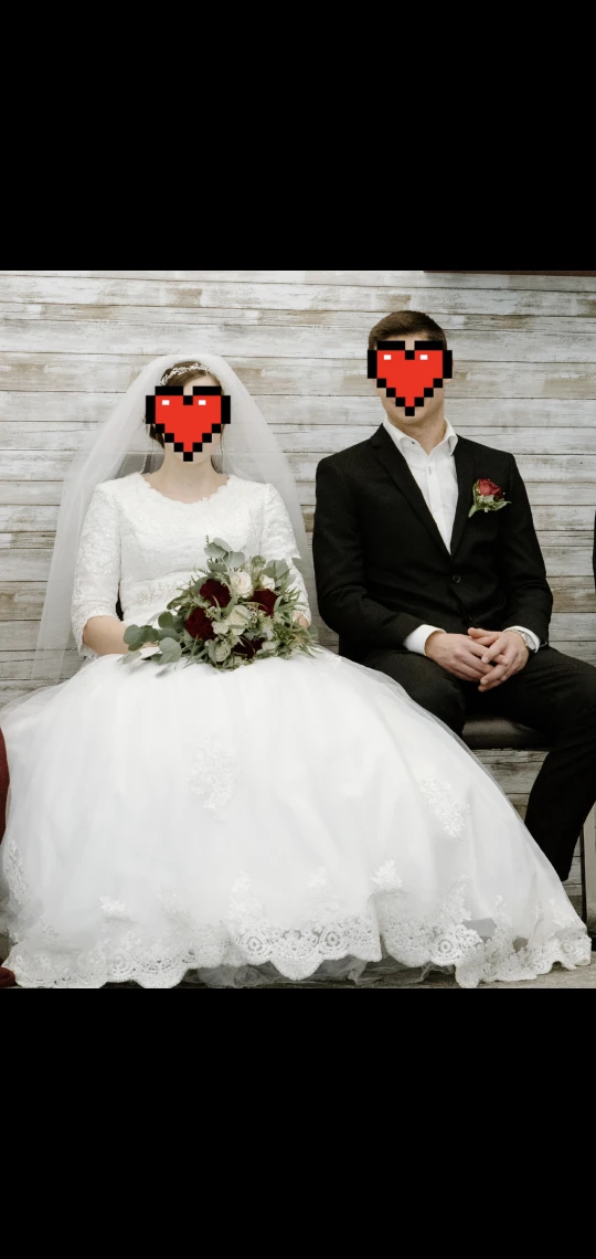 Modest lace Wedding dress - photo 2