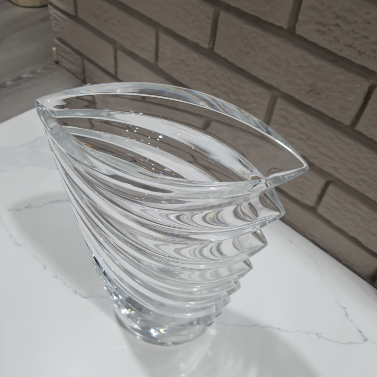 Baccarat Crystal Vase - photo 3