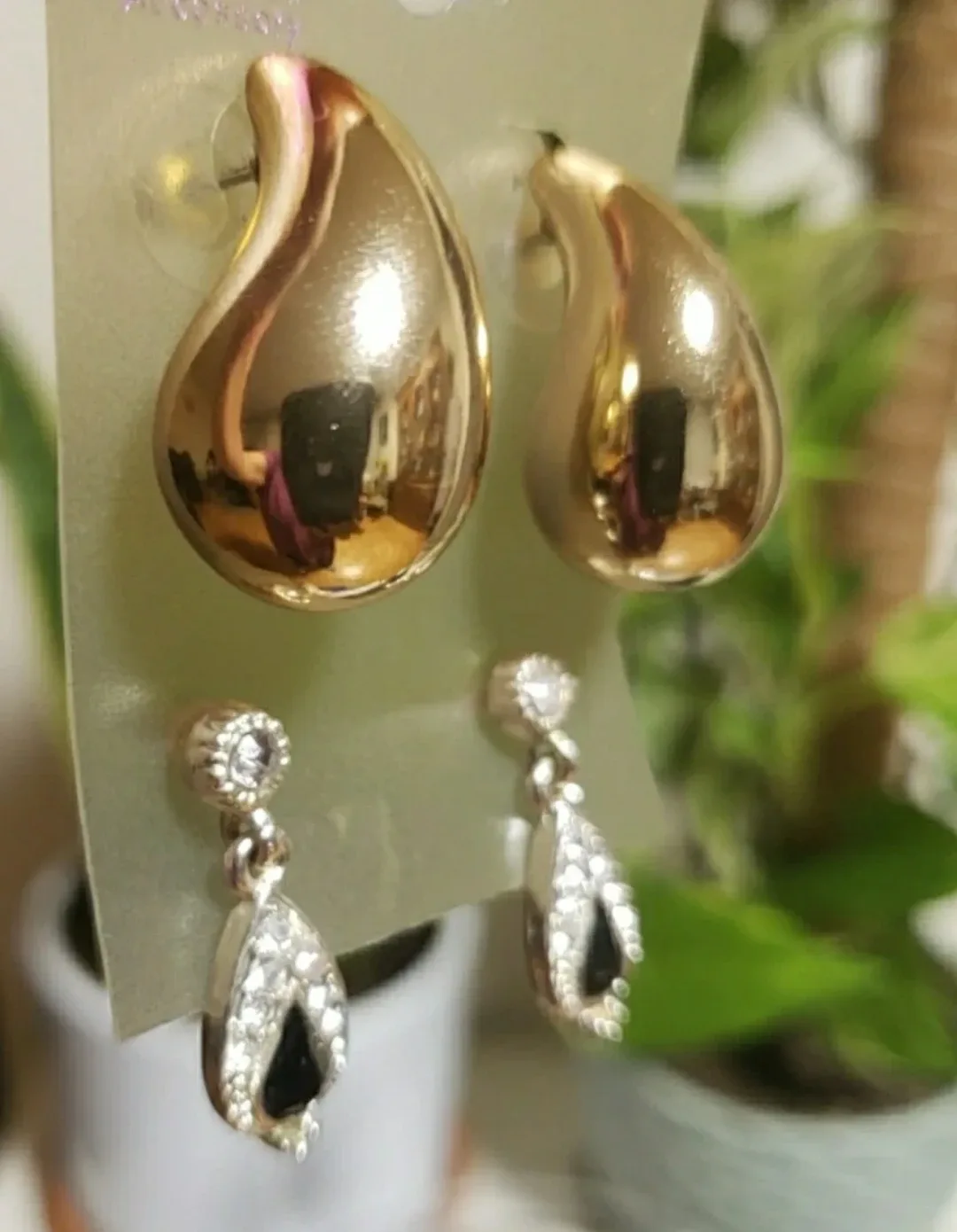 Gold Tone Teardrop Earring with black and white rhinestones image indicator(3)
