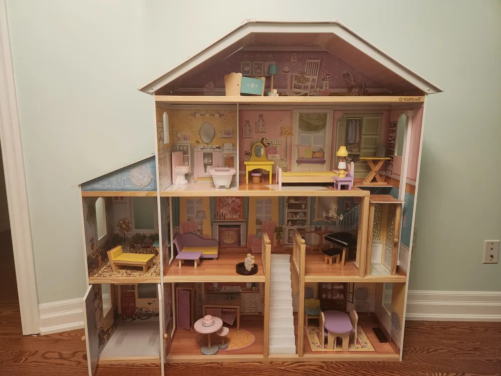 KidKraft Dollhouse thumbnail