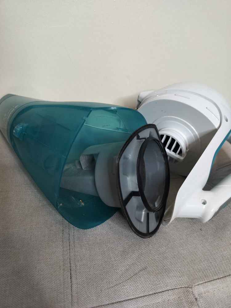 Black + Decker Dustbuster Handheld Vacuum - photo 4