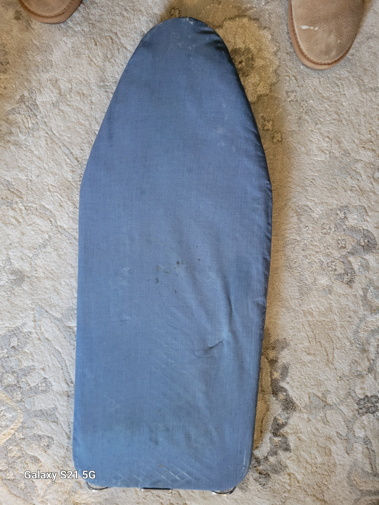 🧡 Free Mini Ironing Board