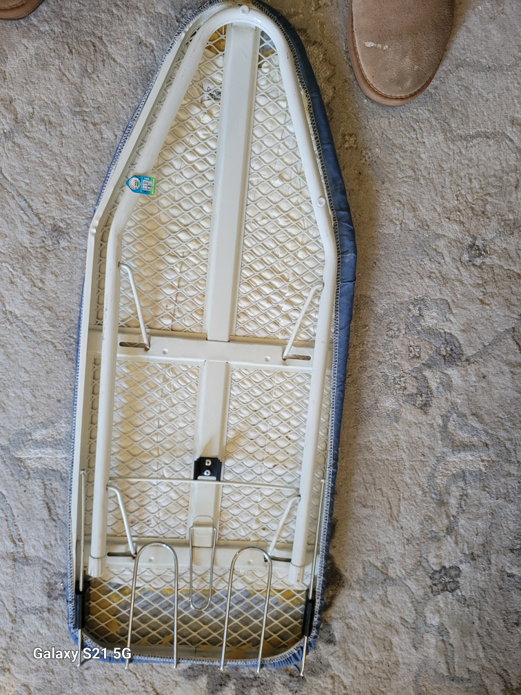 🧡 Free Mini Ironing Board - photo 2