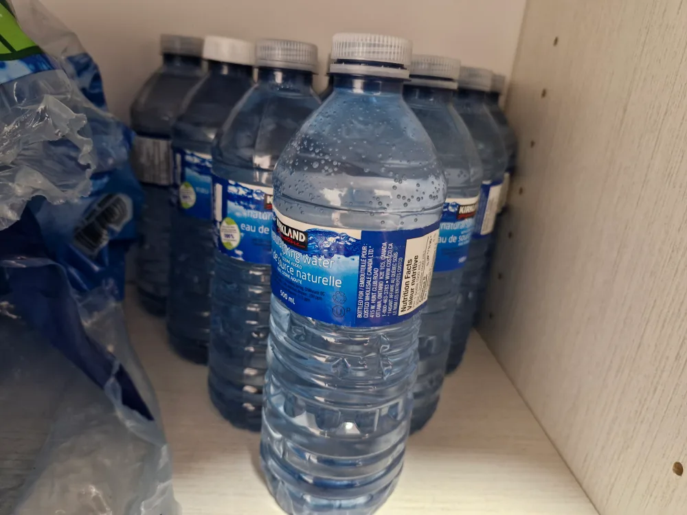 Giveaway: A bunch of water bottles thumbnail