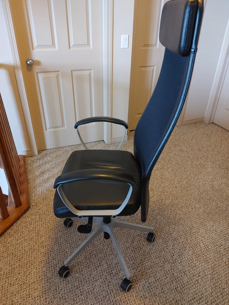 Tall and comfortable Office Chair image indicator(4)