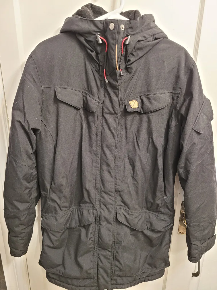 Fjällräven Women's Winter Jacket image indicator(6)