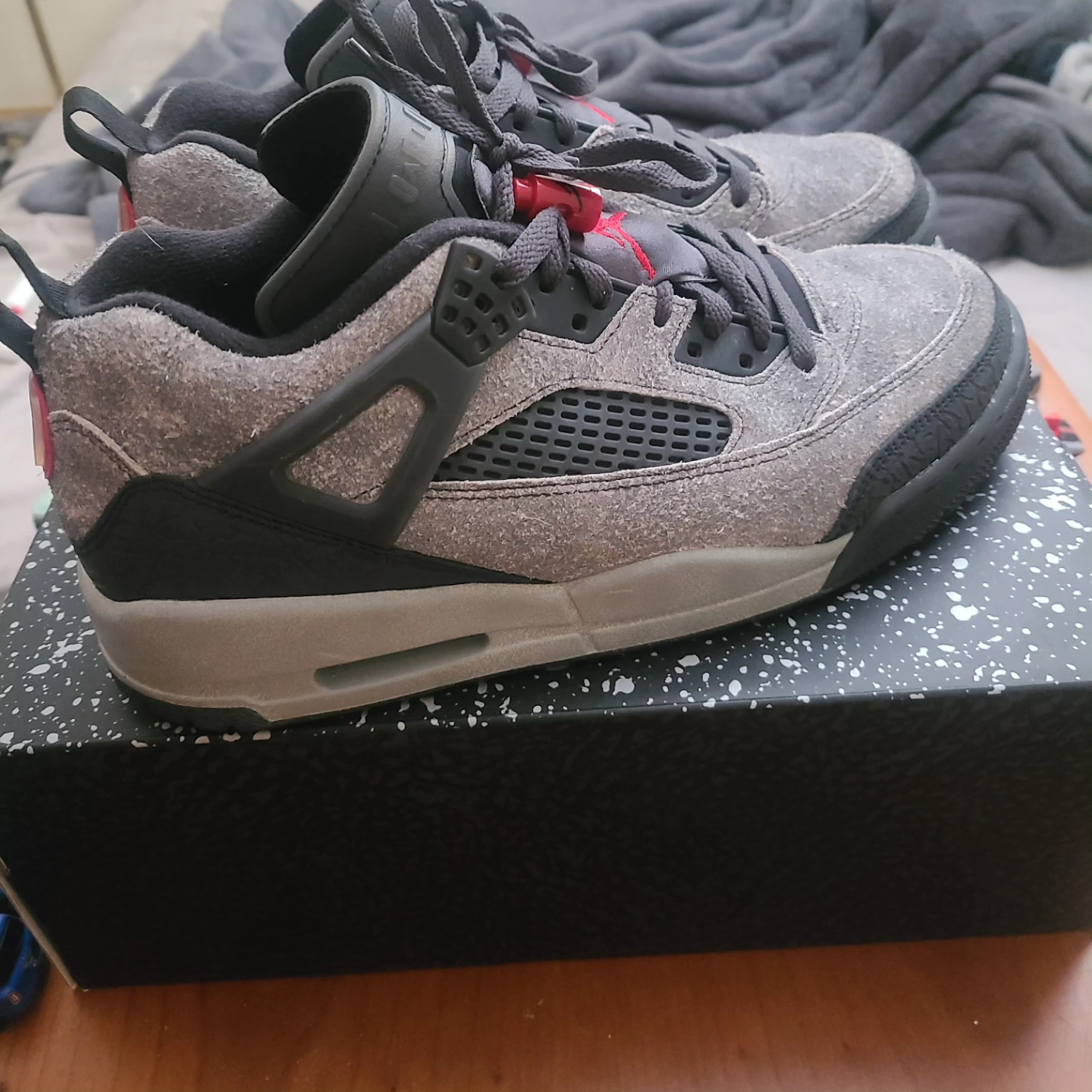 Air Jordan 4 Anthracite Gym Red-Blacks - photo 4
