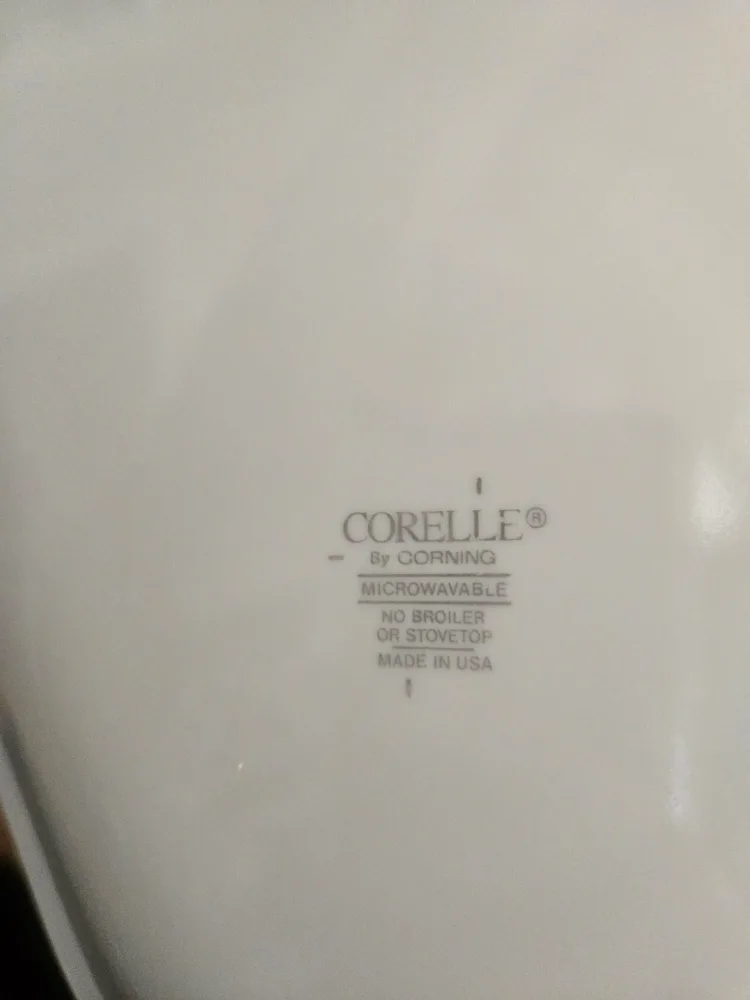 Vintage Corelle "Fruit Basket" Dishes image indicator(8)