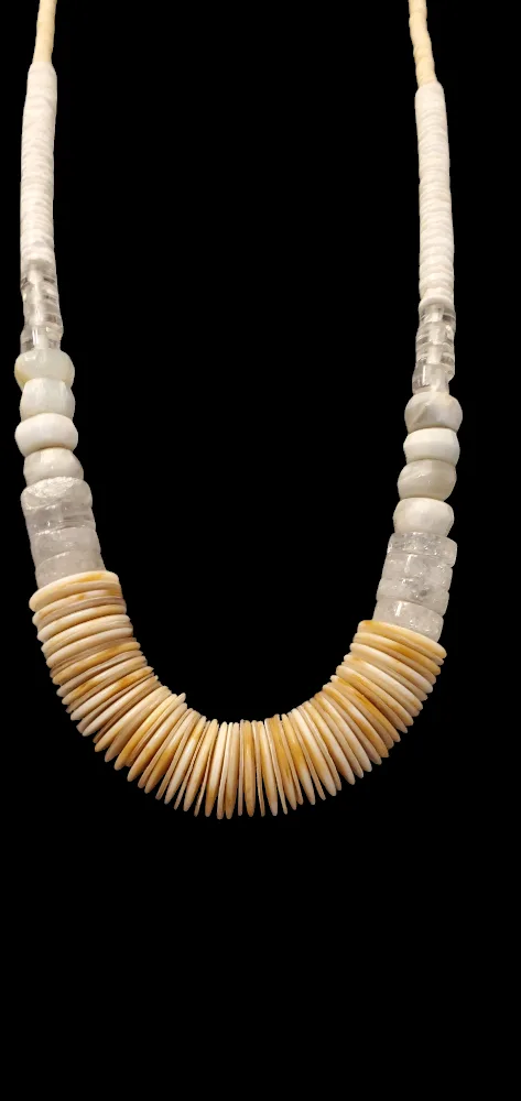 White and Tan Beaded Necklace image indicator(2)