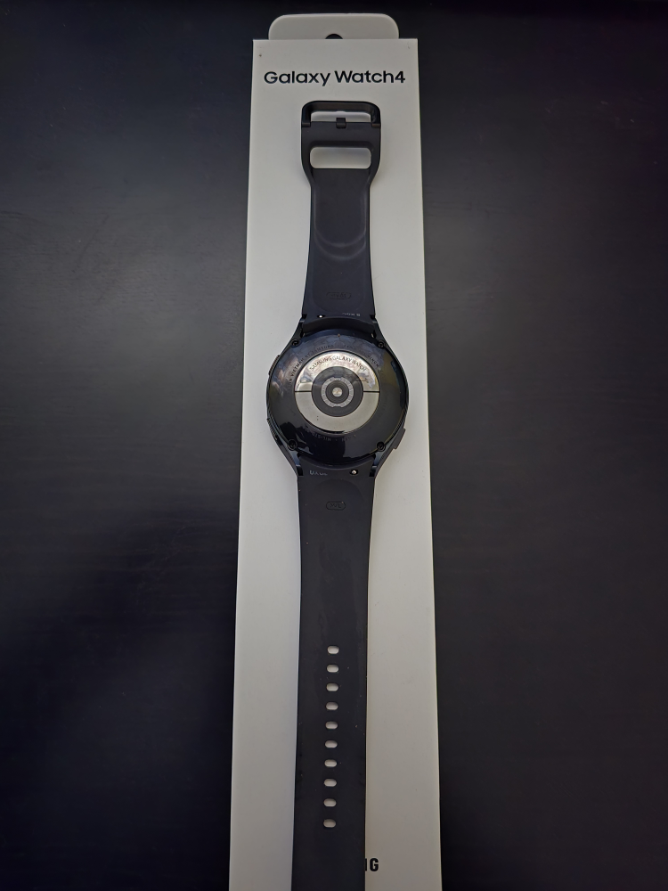 Samsung Galaxy Watch 4 - photo 4