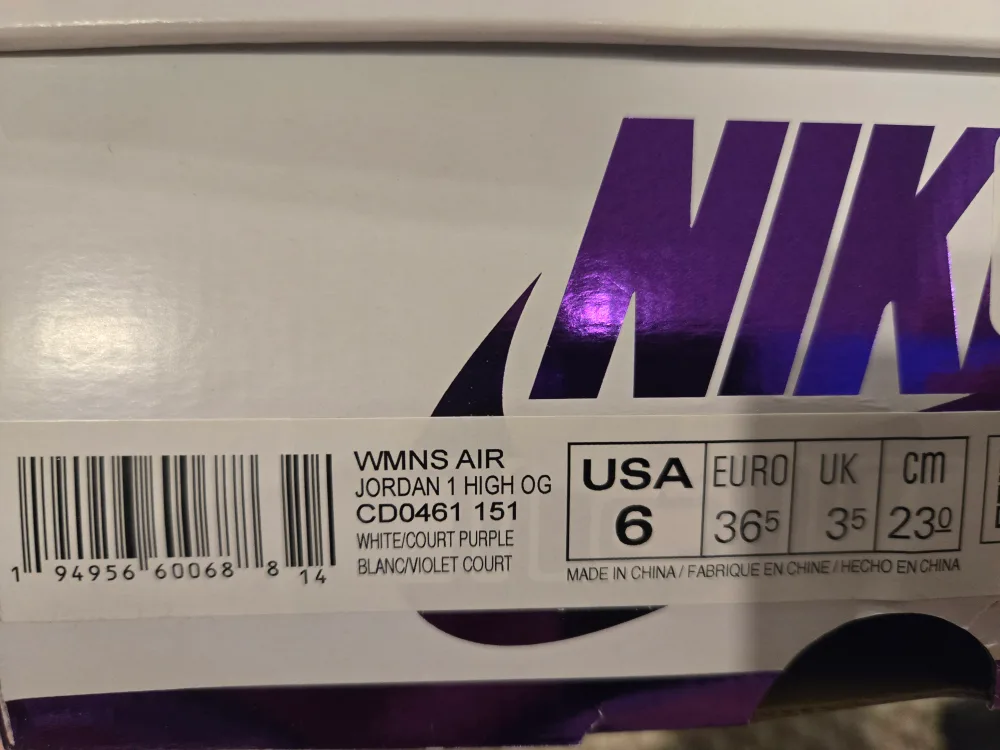 Nike Air Jordan 1 High OG Court Purple Women's Size 6 new image indicator(3)