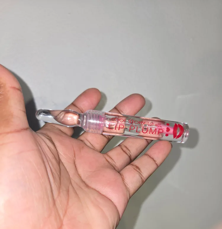 Cool Story Lip Oil - Lip Plump💋✨️ image indicator(3)