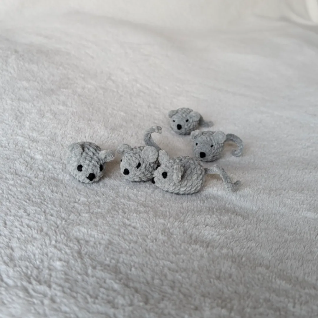 Handmade Crocheted rat plushies, crochet mouse image indicator(4)