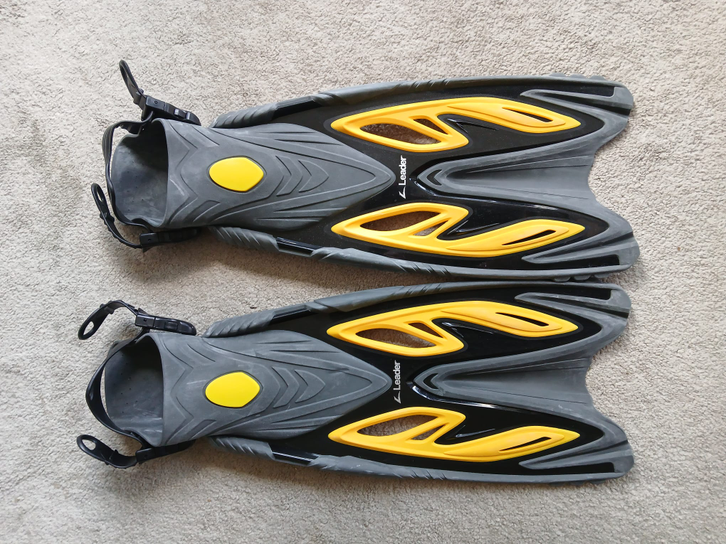 Leader snorkeling fins - Size L/XL (10-14 W, 9-13 M)
