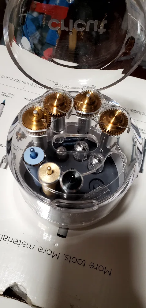 Cricut  maker bundle  with Accessories image indicator(5)