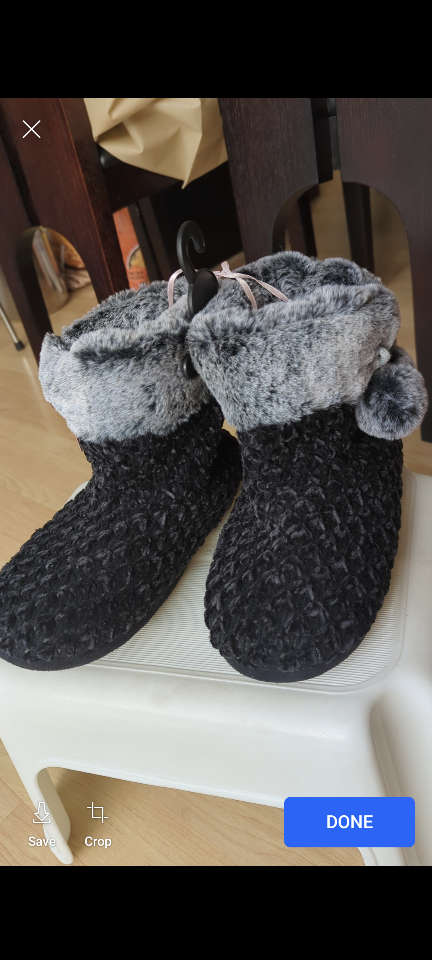Cozy slippers (Christmas special)