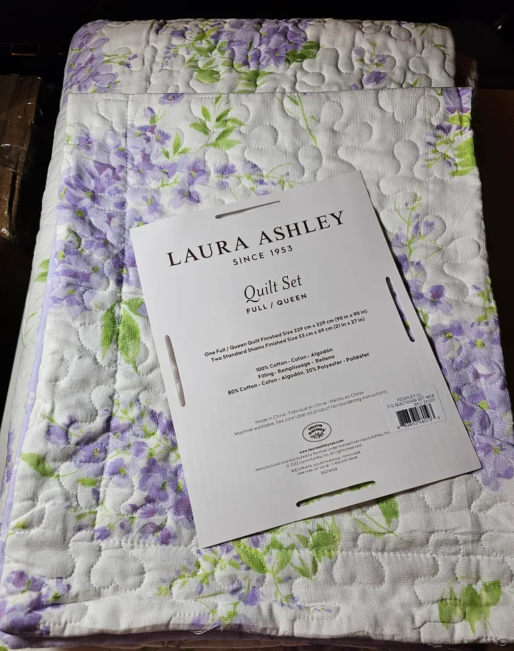 Laura Ashley Full/Queen Quilt Set image indicator(2)