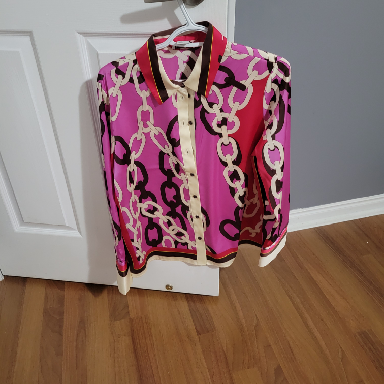 Long Sleeve Chain Print Blouse