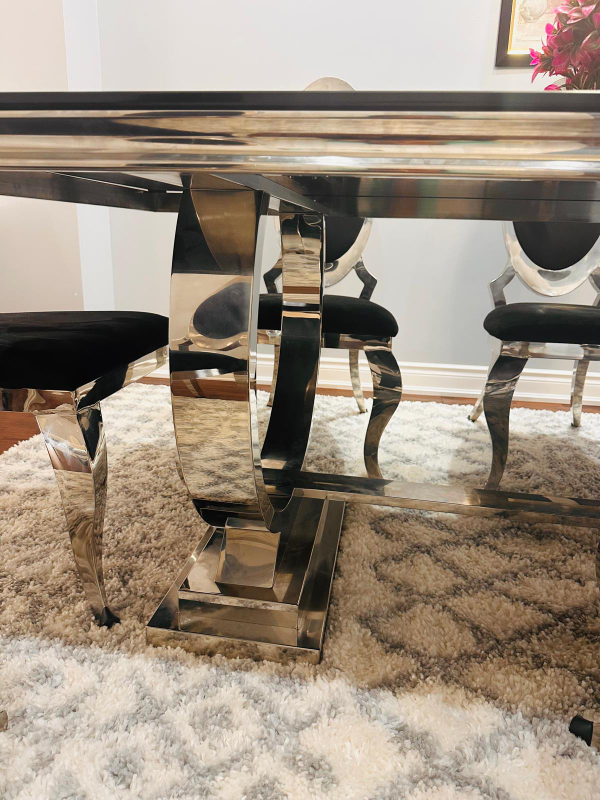 Black Glass Dining Table and Chairs(moving sale) - photo 2