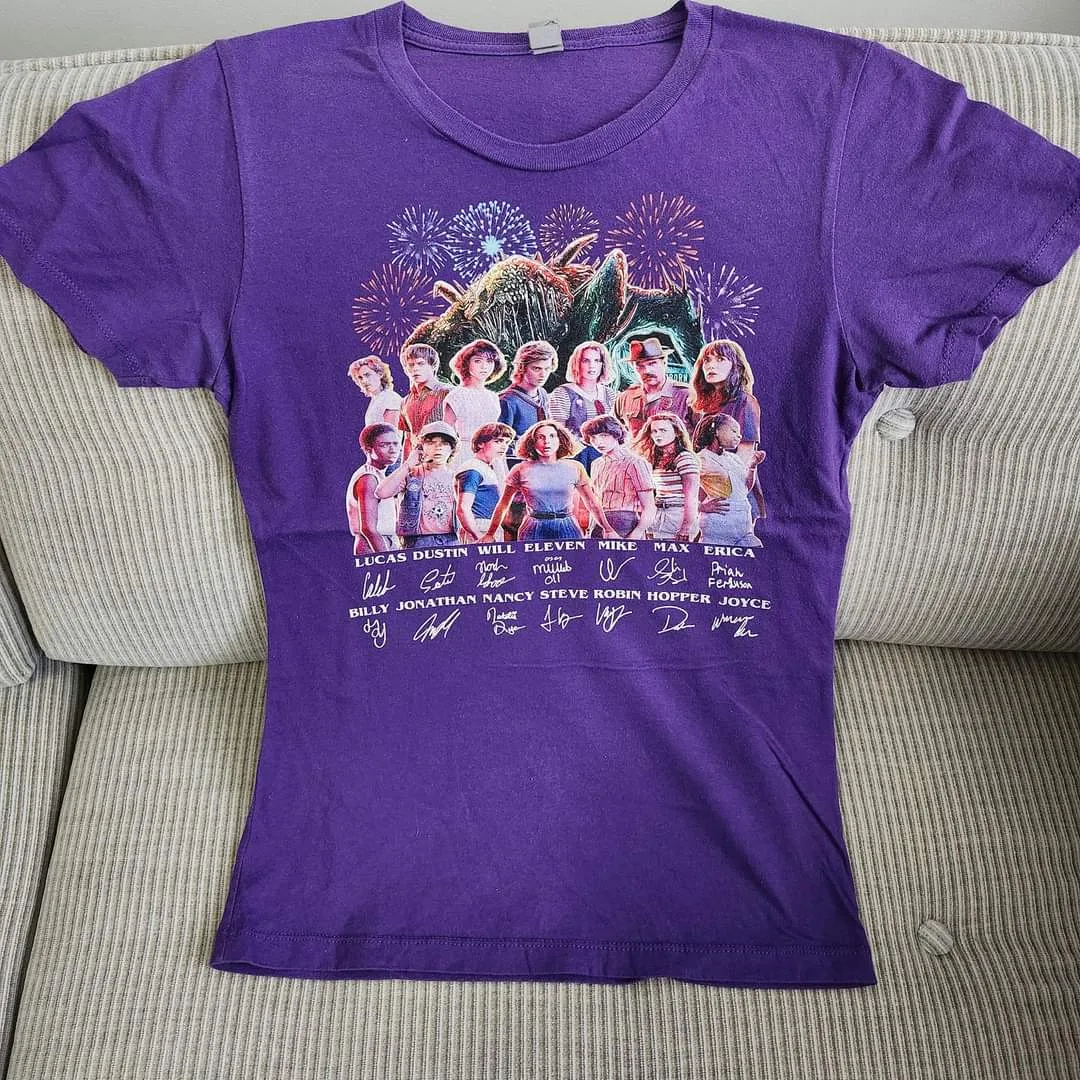 Ten #sizeS Graphic T-Shirts, for Kids, Teens & Adults image indicator(3)