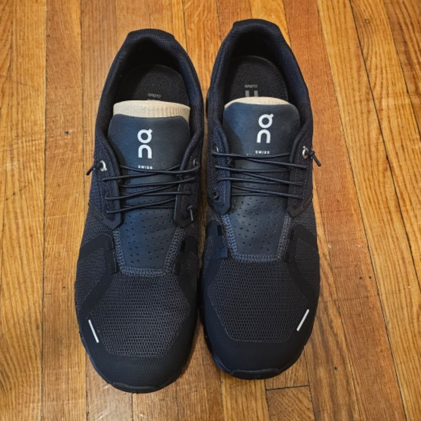 On Cloud 5 Waterproof All Black Mens Size 12.5