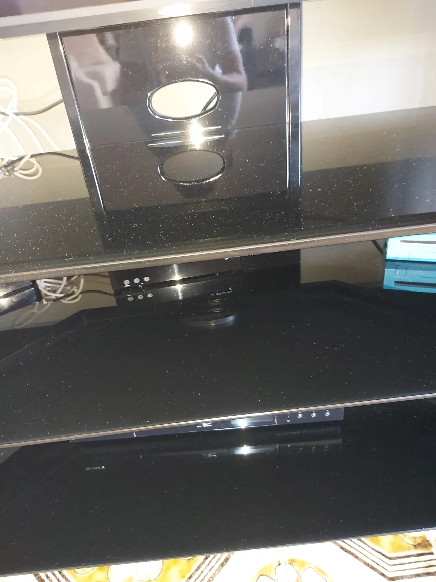 Black Tempered Glass TV Stand image indicator(3)