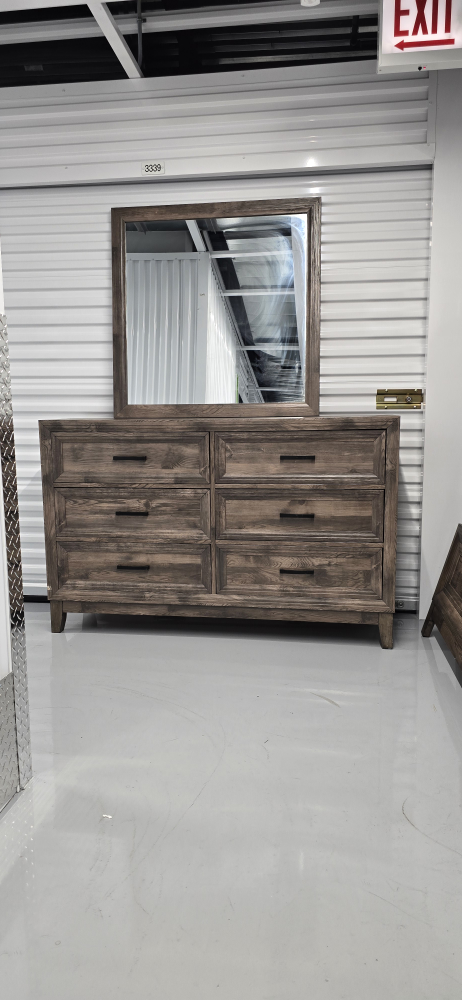 Queen Size Bedroom Set with Dresser and Mirror - photo 4