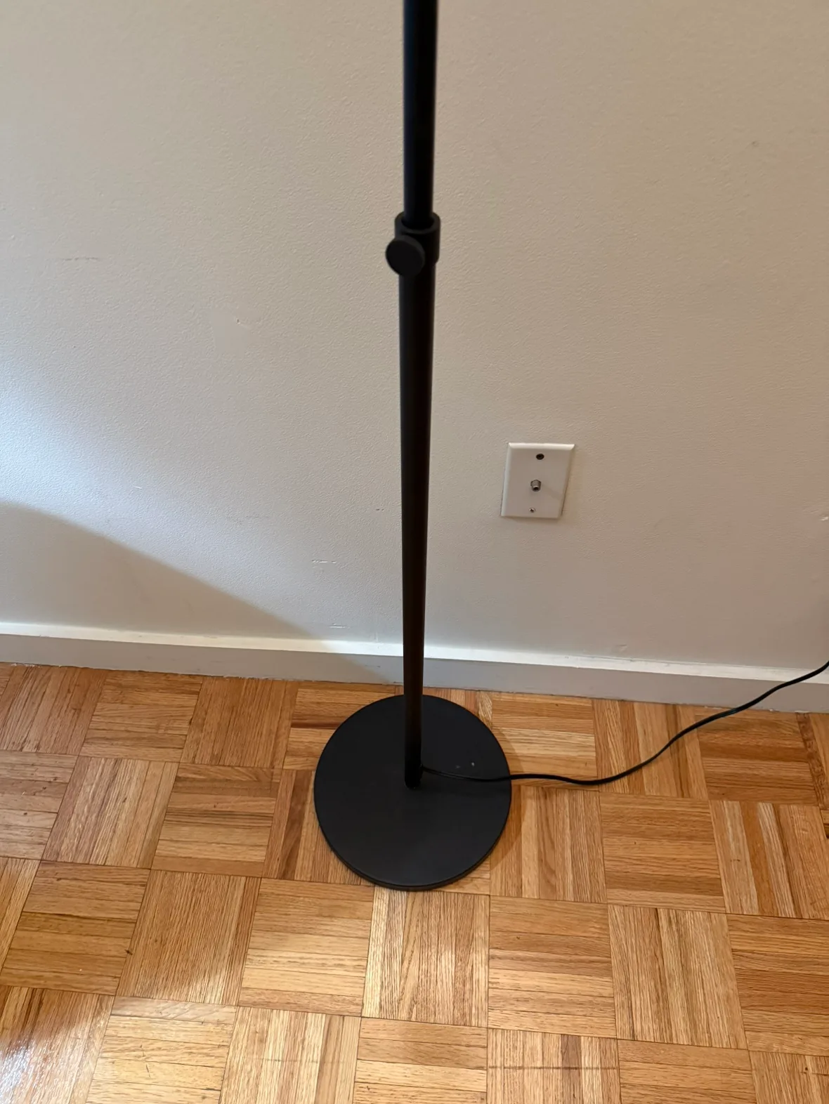 Black Floor Lamp (including a bulb) image indicator(9)