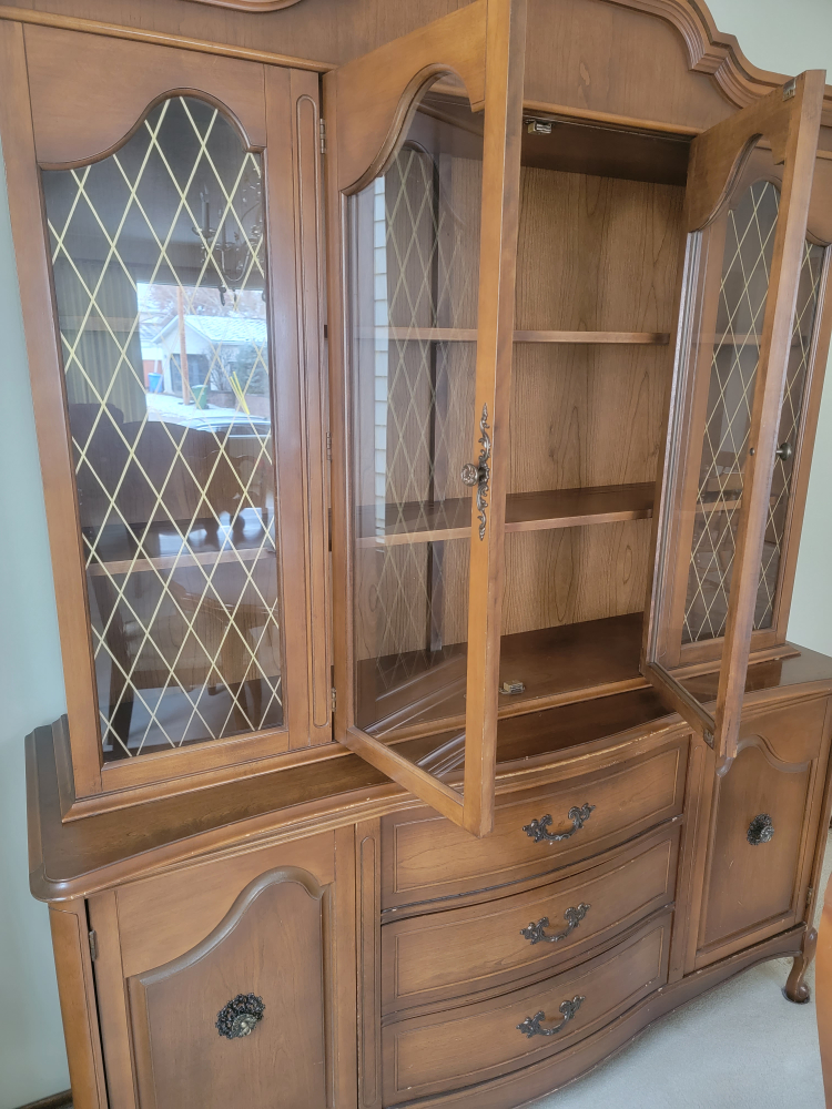Cherry wood French provincial dining set and china cabinet - photo 4