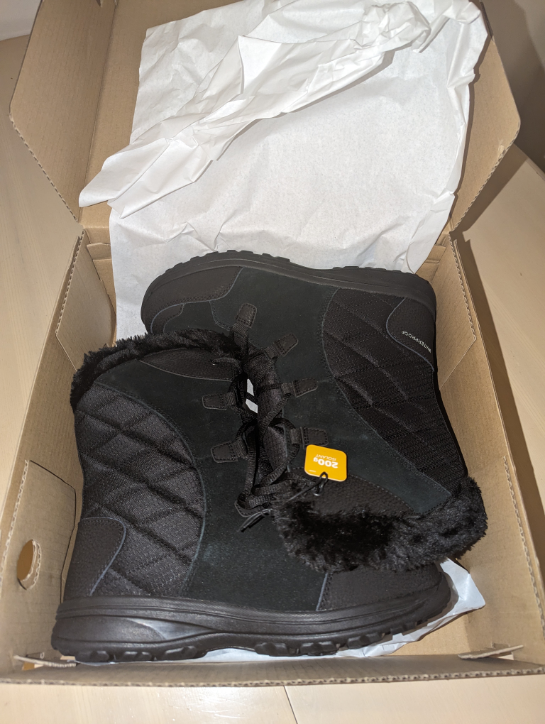 Columbia Women's Ice Maiden II Boots Size 9 1/2