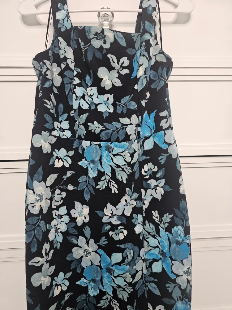 Floral Midi Dress image indicator(2)