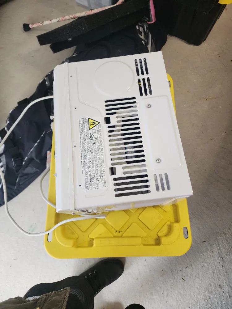 Living Window Air Conditioner image indicator(2)