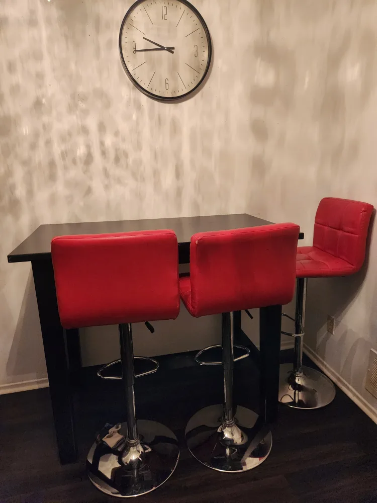 Ikea bar table/ Counter Height Table image indicator(5)