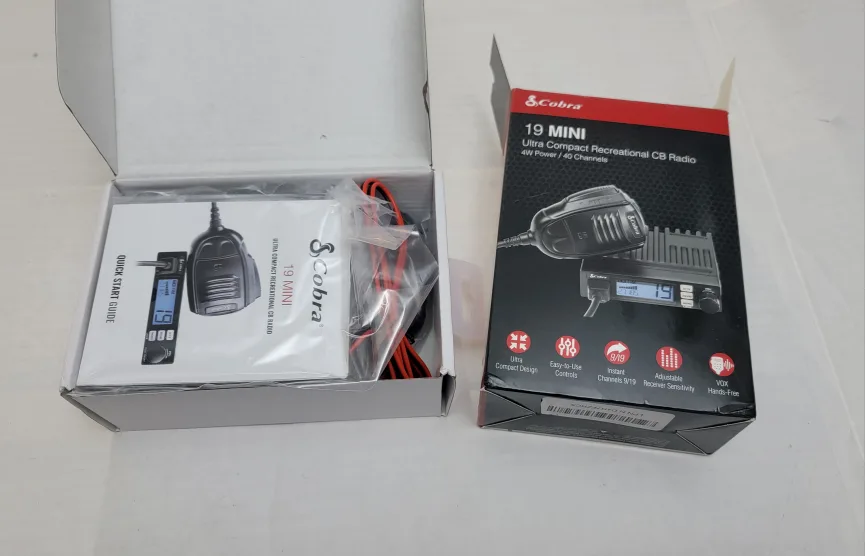 Cobra 19 Mini Recreational CB Radio - 40 Channels, Travel image indicator(2)