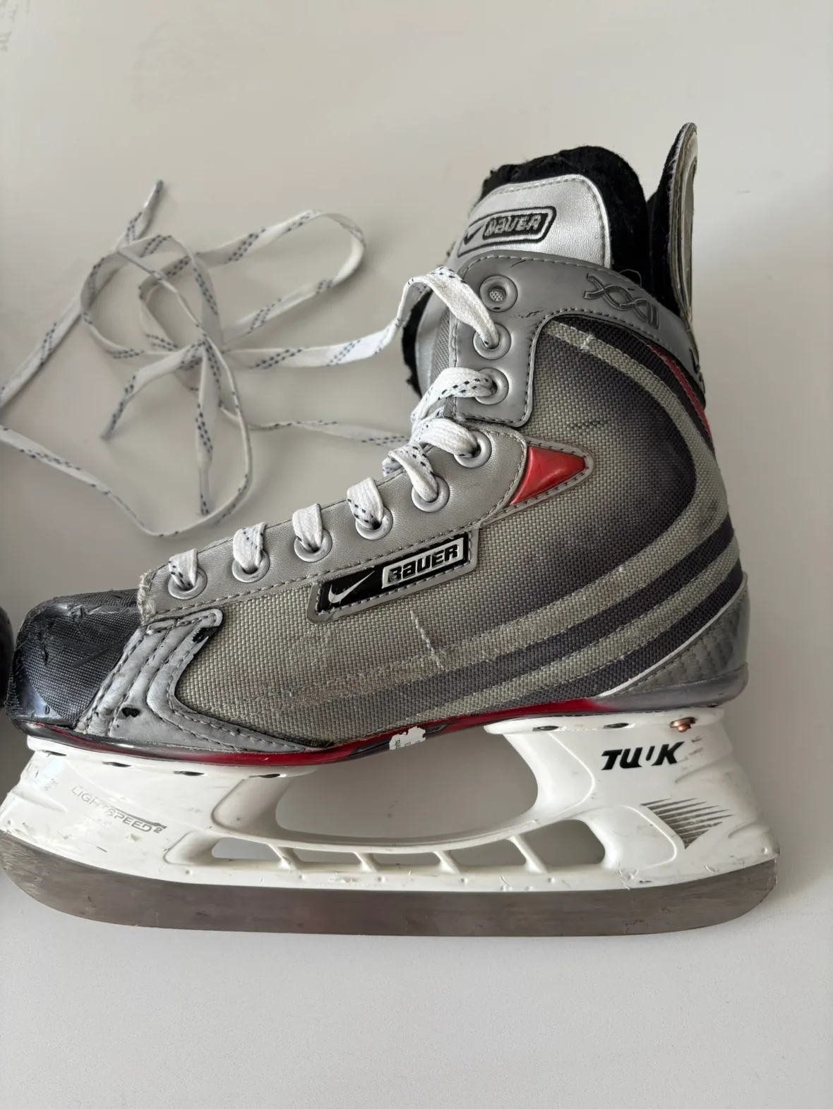 Bauer Vapor XXi Hockey Skates Size 5 youth image indicator(3)