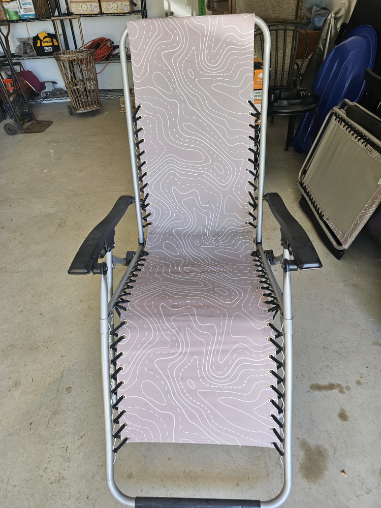 Zero Gravity Reclining Chair