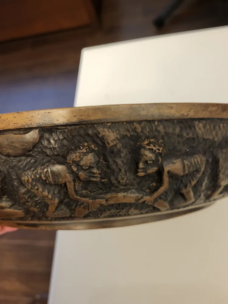 Antique African wood carved bowl 🥕 image indicator(4)
